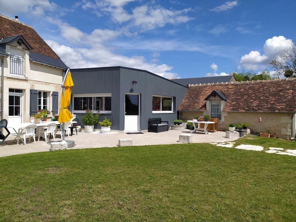 Les Ormeaux Hotel Oisly Exterior photo